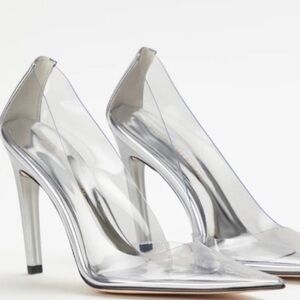 GOOD AMERICAN Cinderella Slipper Size 9 NEW WITH DUSTBAG